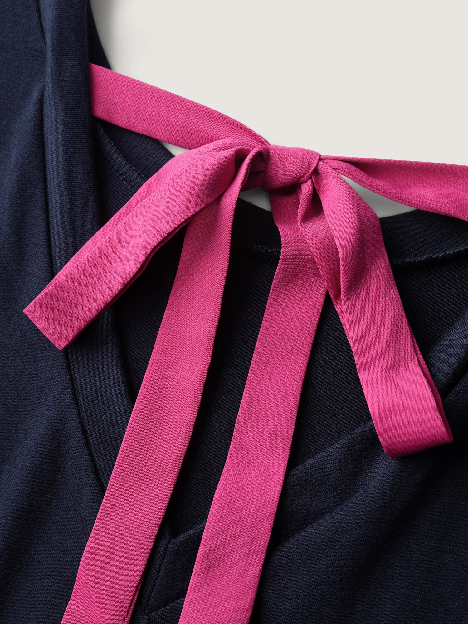 Heart Rhinestone Print Bowknot T-Shirt