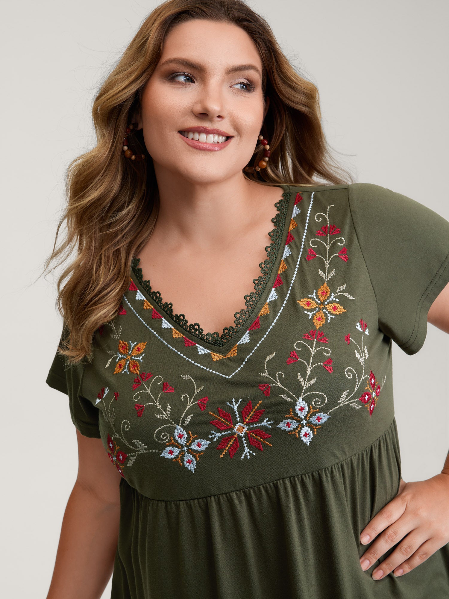 Color Floral Embroidery Lace Knit Top