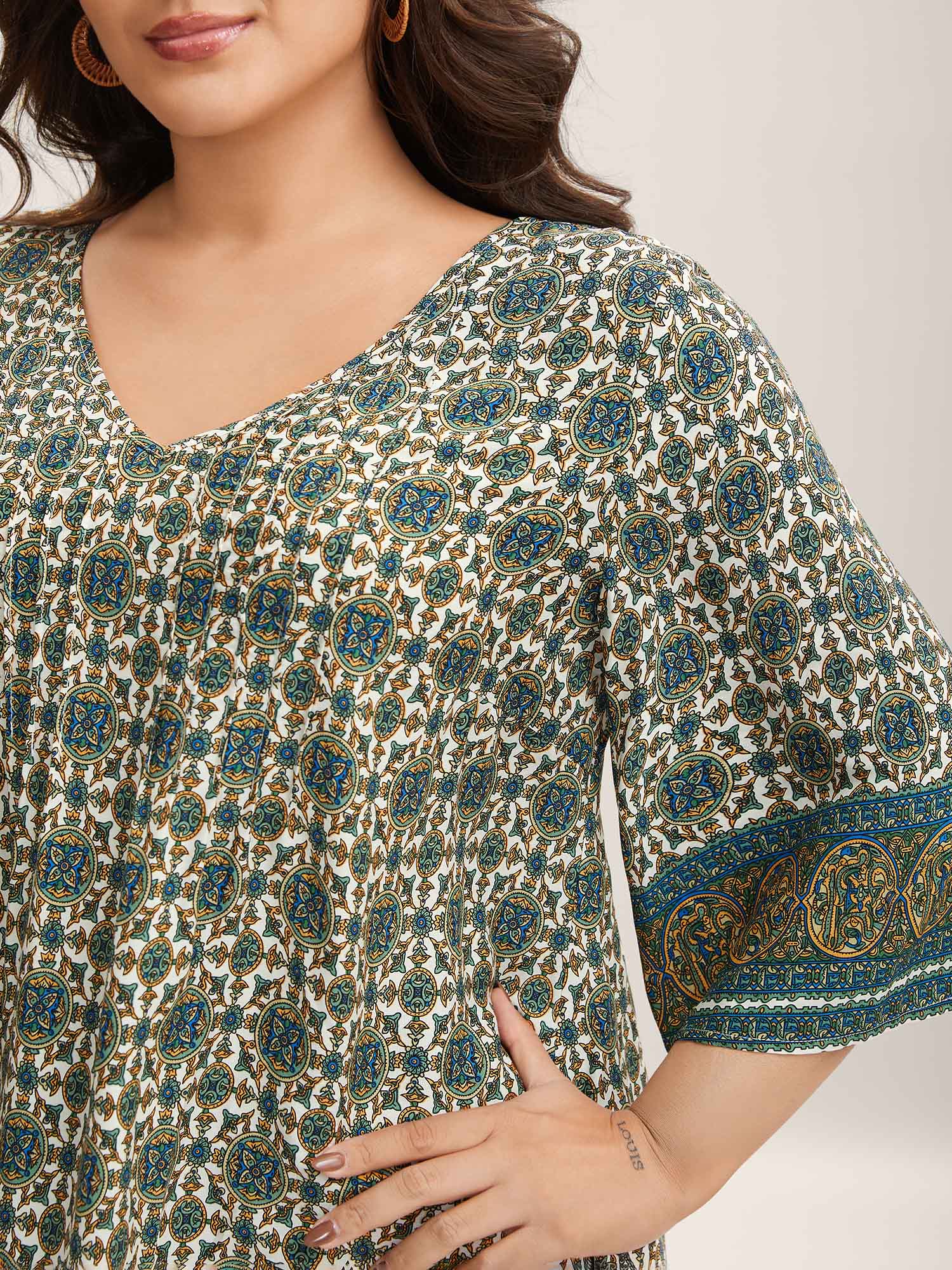 Pin-Tuck Pleat Ornate Print Relaxed Fit Shirt