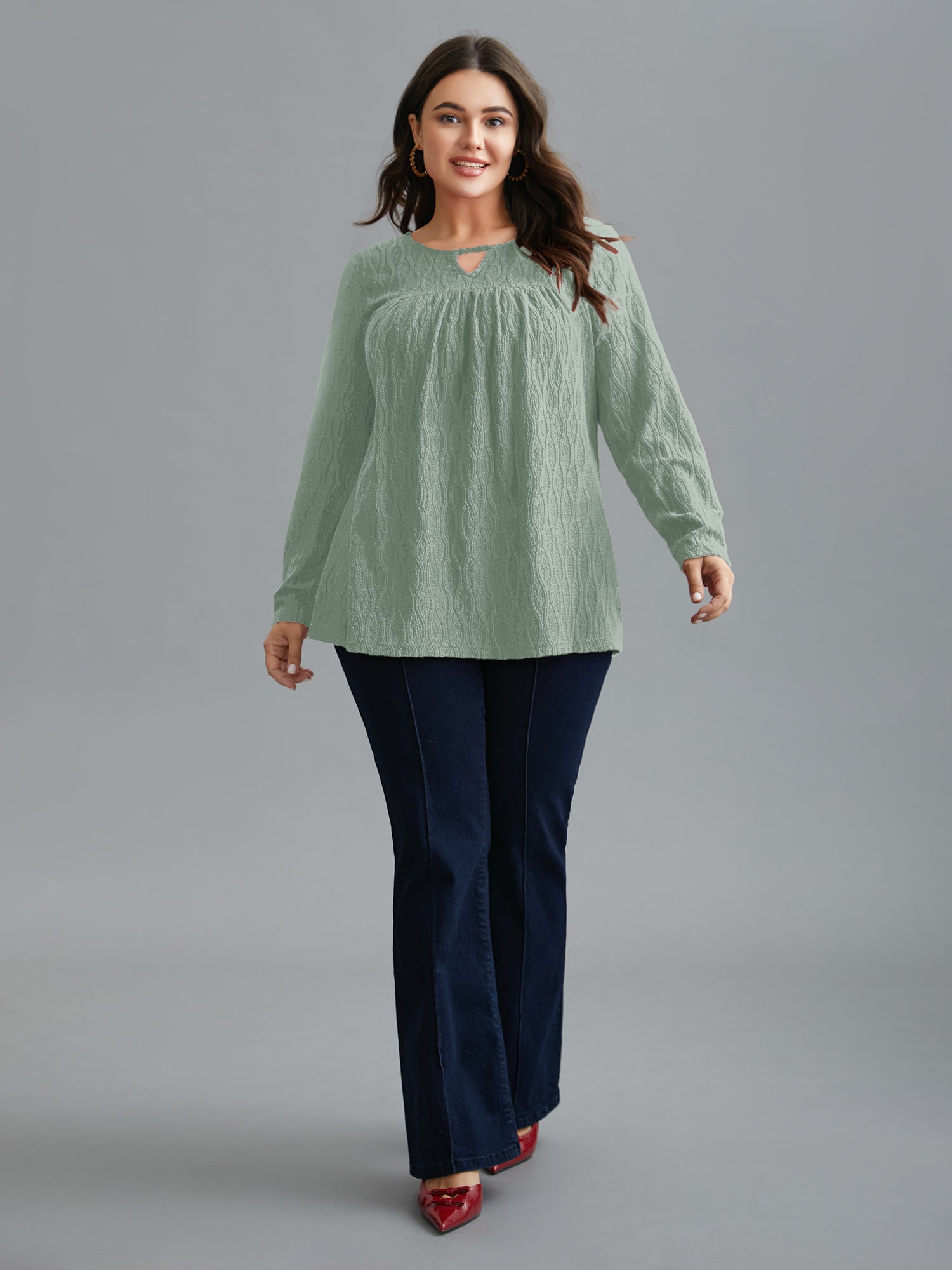 Textured Keyhole Gathered Knit Top