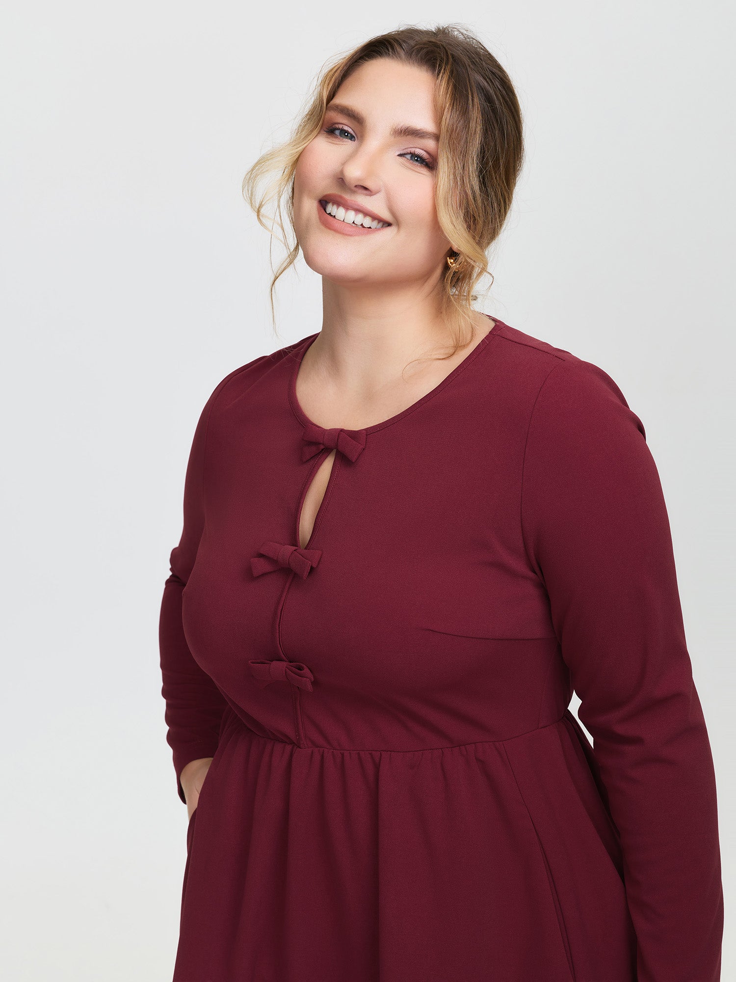 Bowknot Detail Pockets Knit Midi Dress