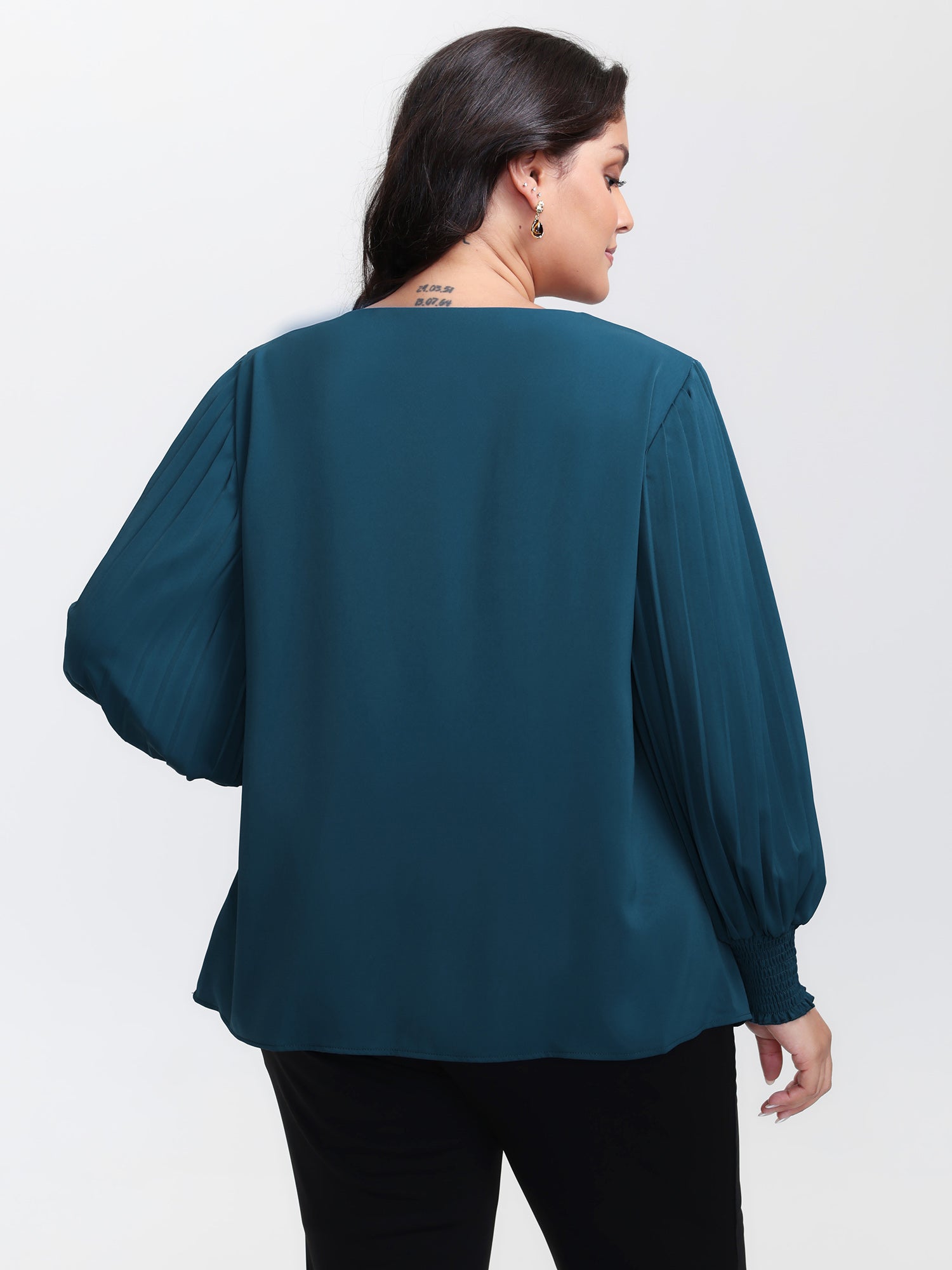 Shirred Cuffs Pleated Sleeve Blouse