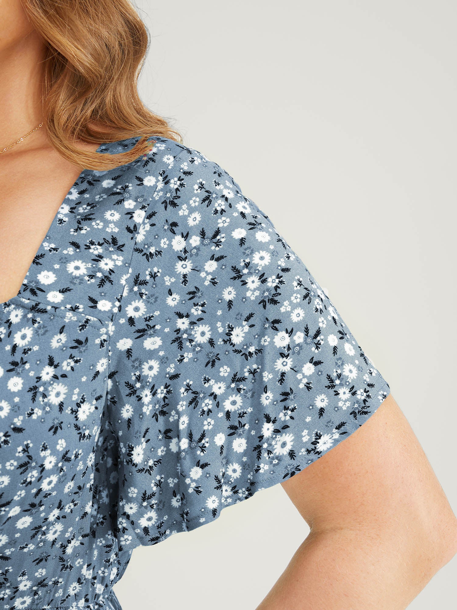 Ditsy Floral Sweetheart Drawstring Pocket Tiered Dress