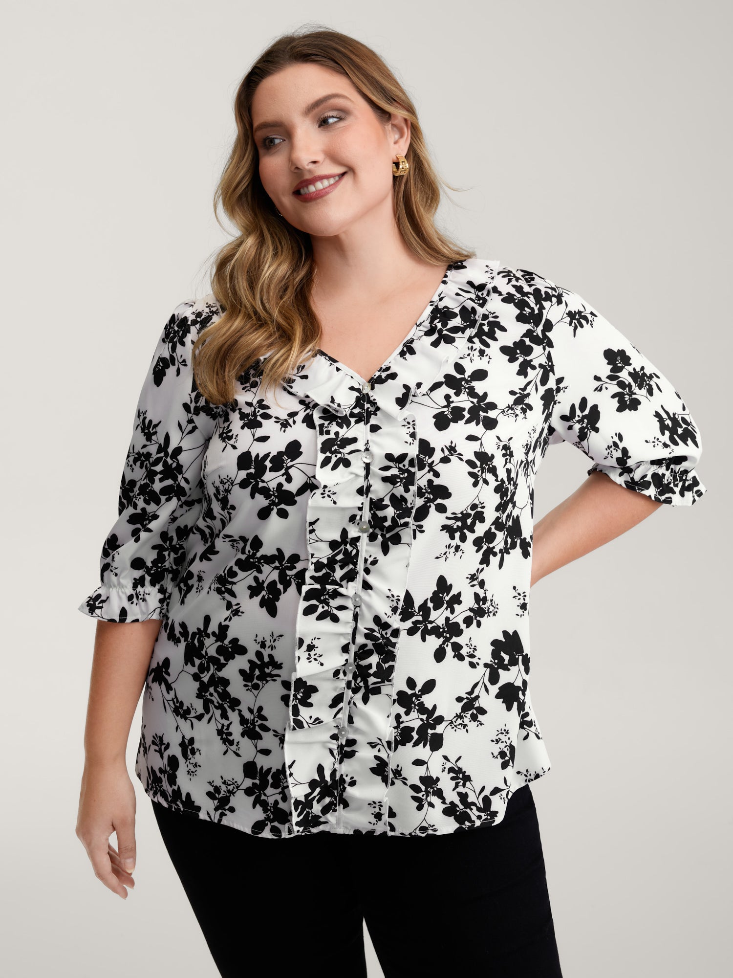 Fall Silhouette Florals Button Ruffled Blouse